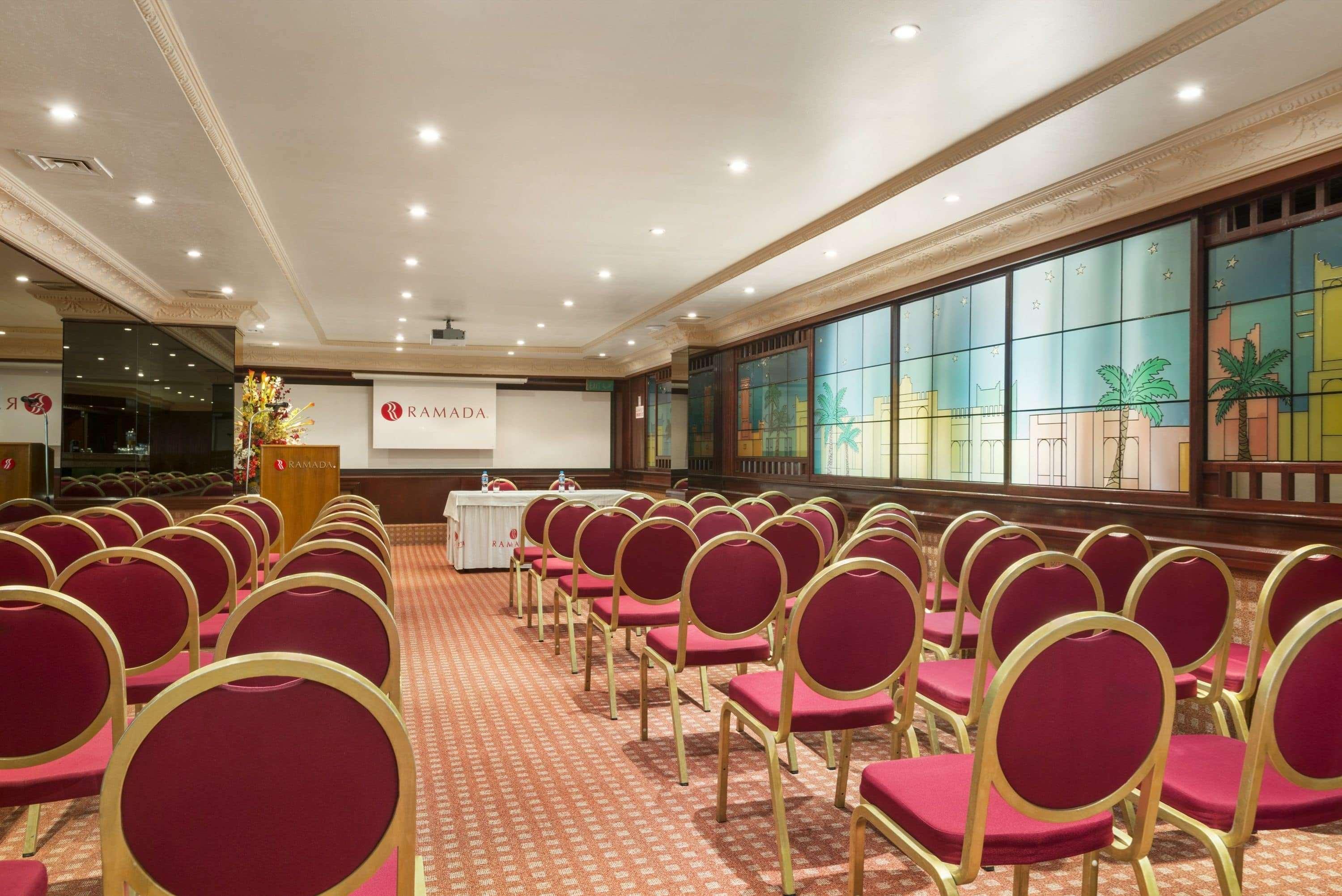 Ramada By Wyndham Bahrain Hotel Manama Exterior photo