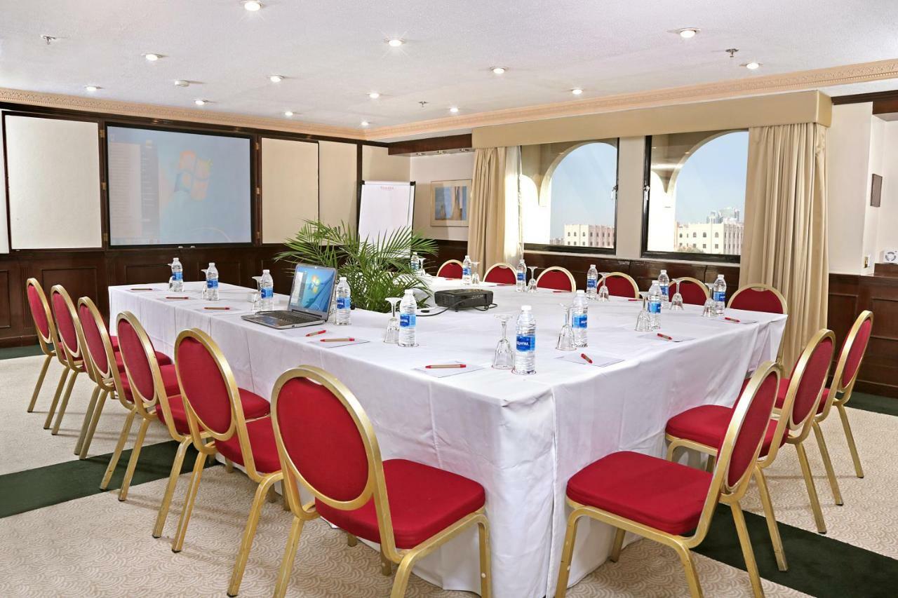 Ramada By Wyndham Bahrain Hotel Manama Exterior photo